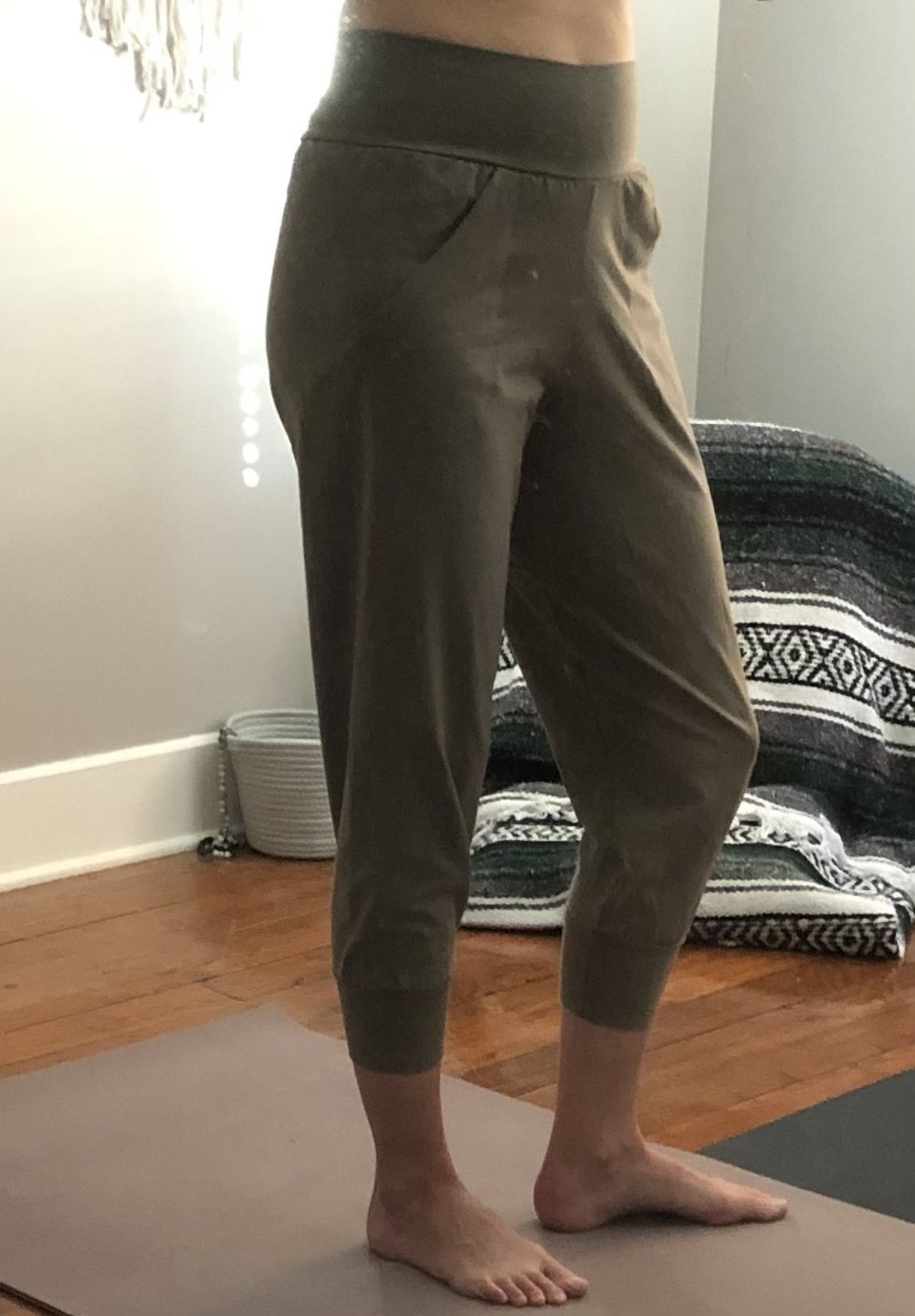 Customer photo review of Slouchy Capri Pants