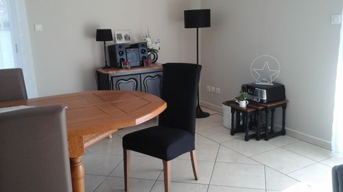 Customer photo review of Noir - Housses Extensibles de chaise - La Maison des Housses