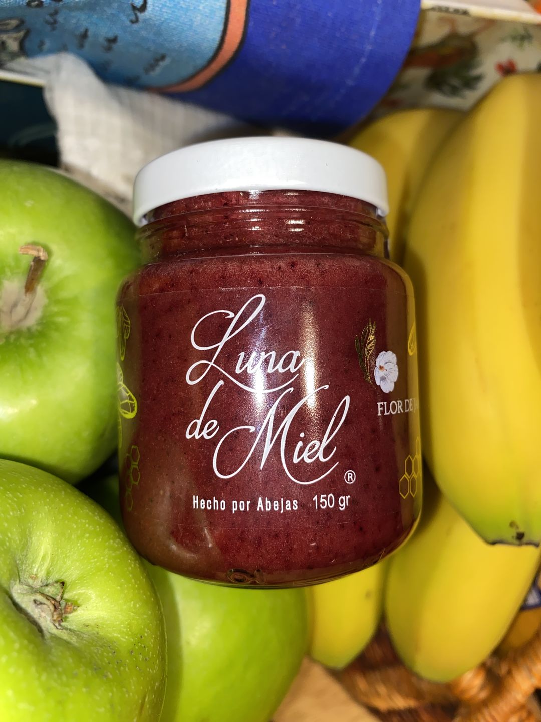 Customer photo review of Miel Cremada Con Flor De Jamaica