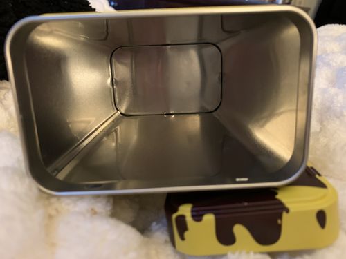 Customer photo review of Assorted Flavors Tin