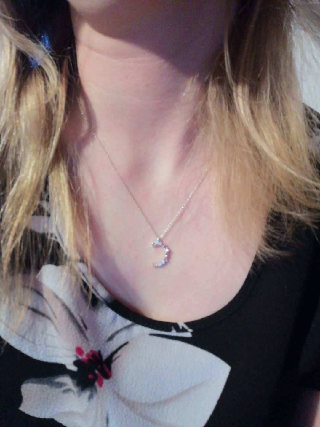 Customer photo review of LOANYA Buchstaben Kette