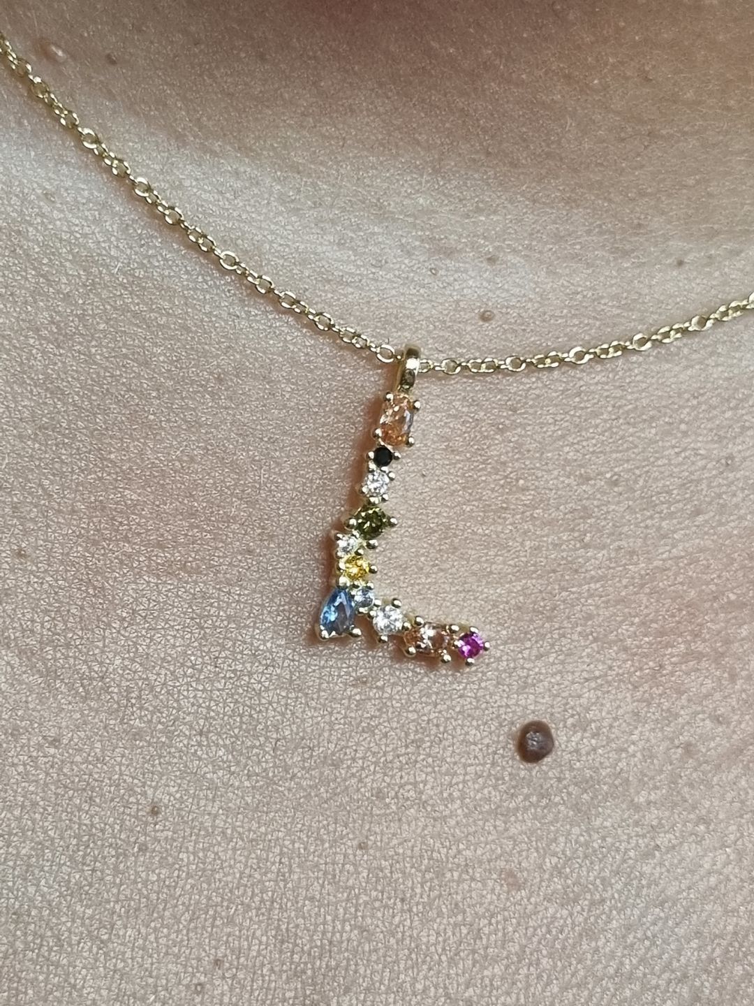 Customer photo review of LOANYA Buchstaben Kette