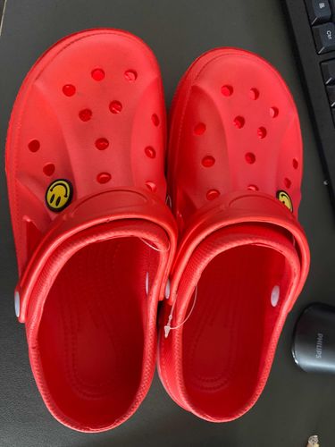 Customer photo review of Summer Outdoor Hole Shoes