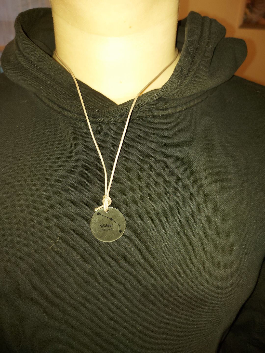 Customer photo review of personalisierbare Halskette "Sternzeichen"