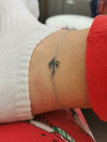 Customer photo review of Palm Tree Anklet