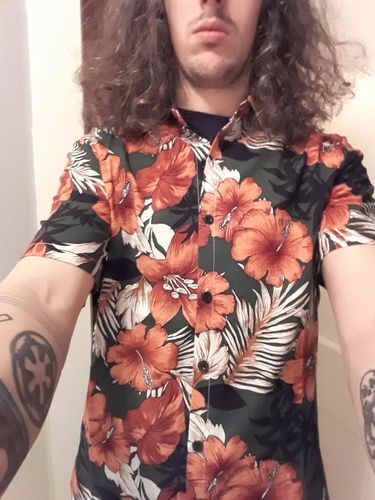 Customer photo review of chemise d'homme en pur coton à imprimé style de vacances hawaïennes