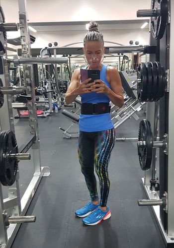 Customer photo review of Blusa Sport con Gorro TFIT 111