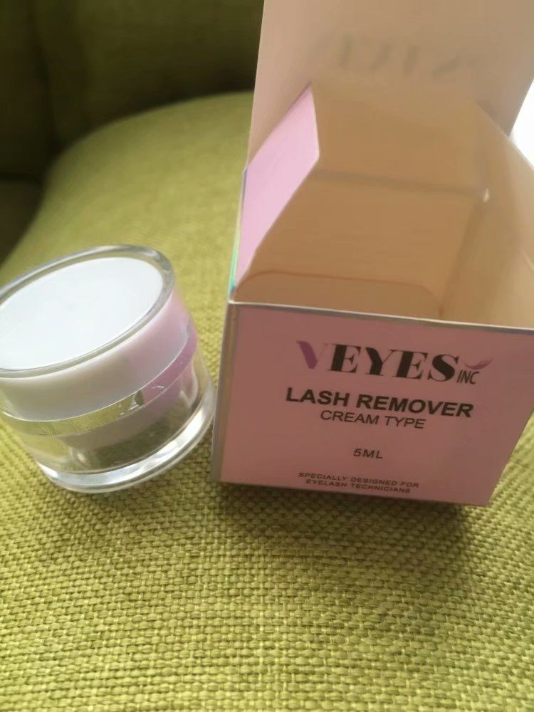 Customer photo review of Eyelash Cream Remover