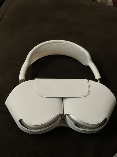 Customer photo review of Apple AirPods Max Silver