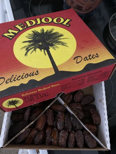Customer photo review of Organic Soft Rutab Medjool Dates