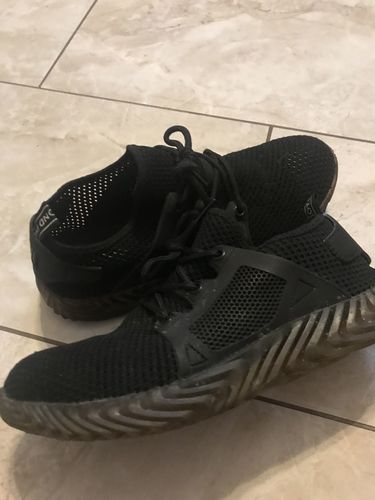 Customer photo review of Pro-Safety Unisex Sneakers