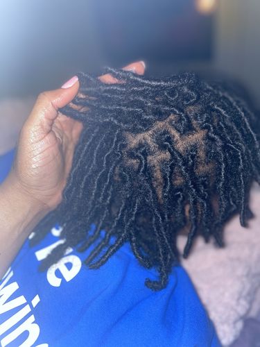 Customer photo review of Braids, Loc & Twist Firm Hold Pomade | 4 oz