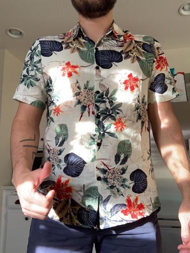 Customer photo review of chemise d'homme en pur coton à imprimé style de vacances hawaïennes