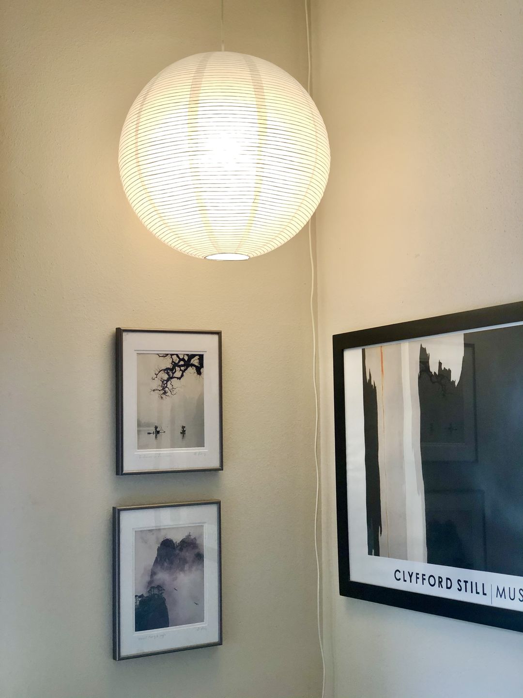 Customer photo review of 20" White Fine Line Premium Even Ribbing Paper Lantern, Extra Sturdy