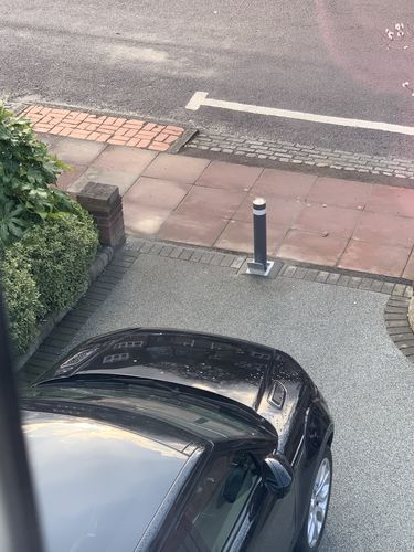 Customer photo review of LA-114 Lift Assist Telescopic Bollard