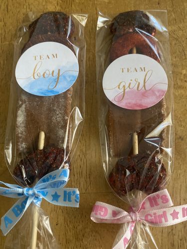 Customer photo review of Mango Chamoy Gummies | Premium