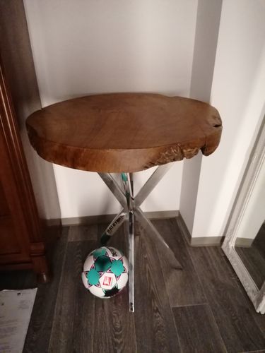 Customer photo review of Teak Bistro - Esstisch Baumscheibe  Ø ca. 70 cm
