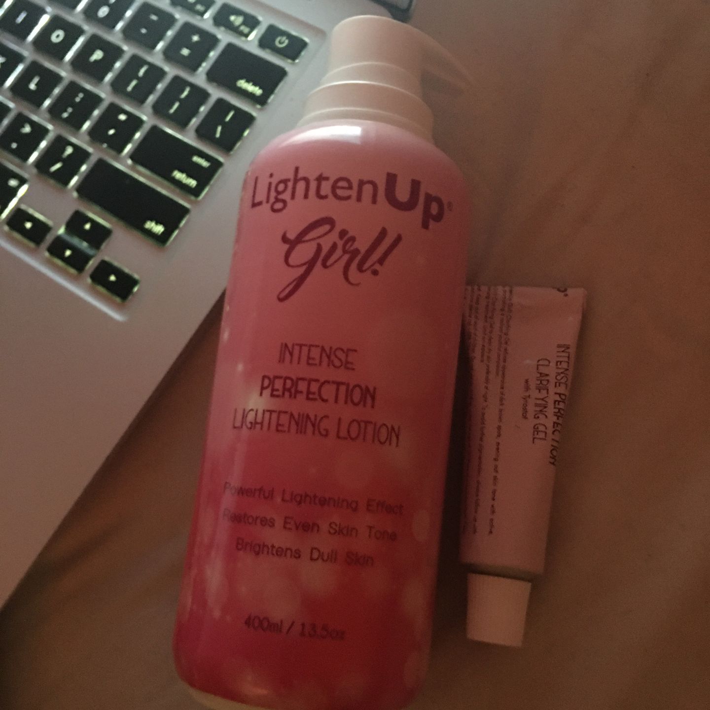 Customer photo review of Omic LightenUp Girl! Intense Perfection Lightening Lotion - 400ml / 13.5 Oz