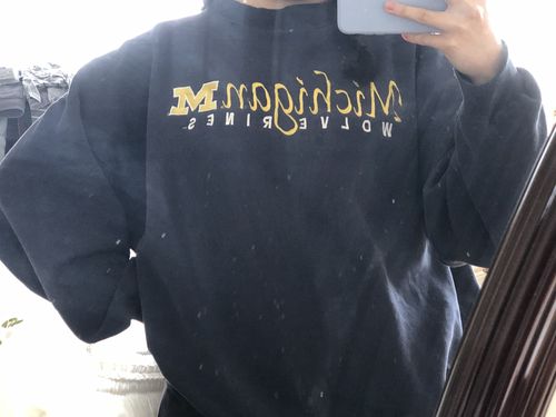 Customer photo review of Vintage University of Michigan Wolverines Sweatshirt Size L/XL