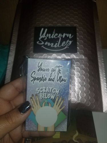 Customer photo review of Sparkle and Glow Nails Scratch Off Card