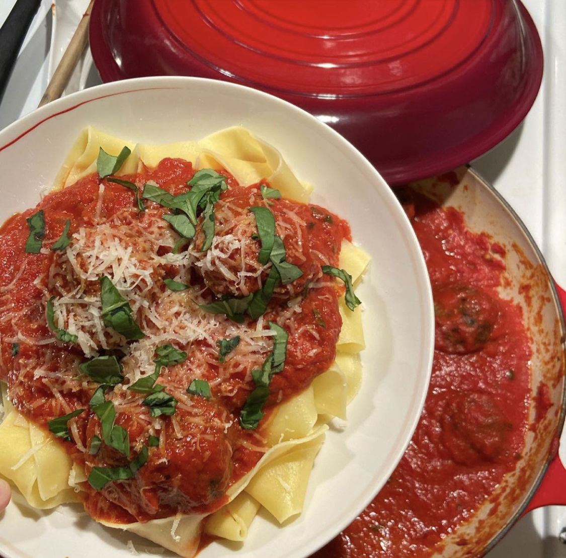 Customer photo review of Le Creuset Signature Cast Iron 3.7 QT (3.5L) Braiser