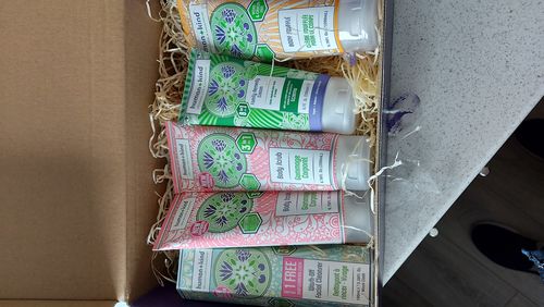 Customer photo review of Wash Off Facial Cleanser
