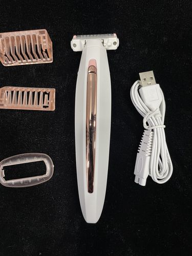 Customer photo review of Dry Body Shaver