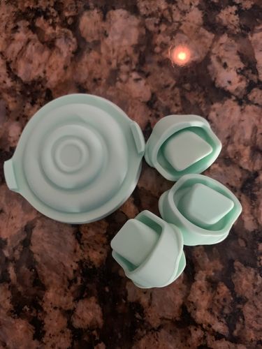 Customer photo review of Elvie Pump Double