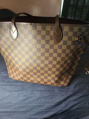 Customer photo review of Preloved Louis Vuitton Damier Ebene Neverfull MM Tote SP4048