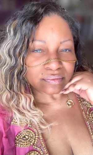 Customer photo review of [US Warehouse] Cherry Ocean Presription Contact Lenses