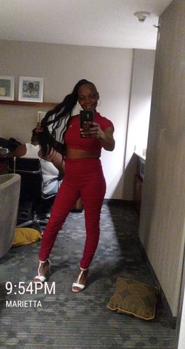 Customer photo review of Don't Rush Scrunched 2pc Set (Dark Red)