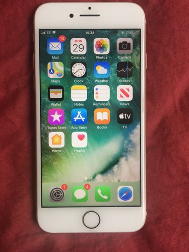 Customer photo review of Apple iPhone 8 64GB Gold Unlocked Refurbished Excellent