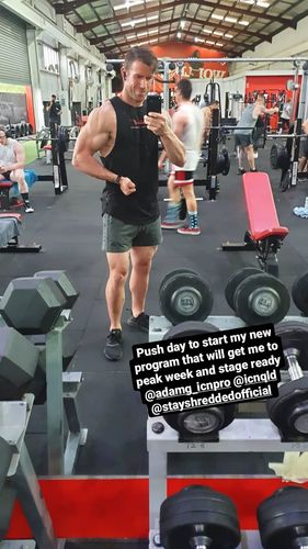 Customer photo review of Quads of the Gods - SLASH - mens LIFT SHORTS gym bodybuilding Lifting shorts - GREY