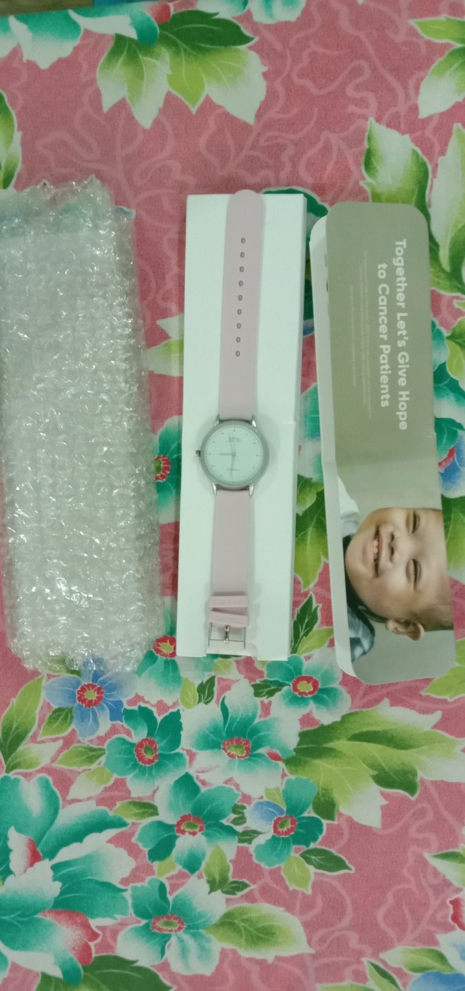 Customer photo review of Life Saver Watch 4.0 – Pink