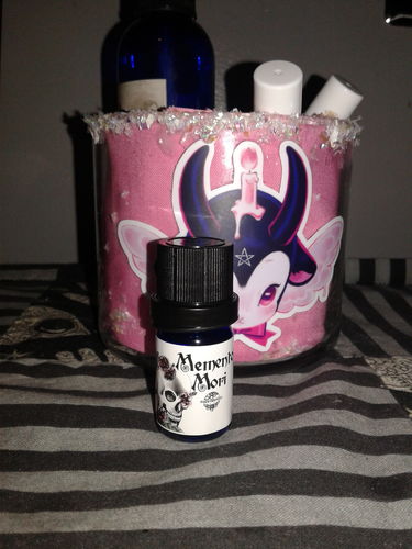 Customer photo review of Memento Mori