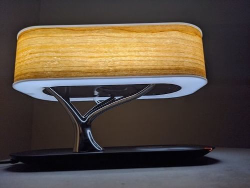 Customer photo review of Skrivebordslampe med trådløs opladning og Bluetooth-højttaler