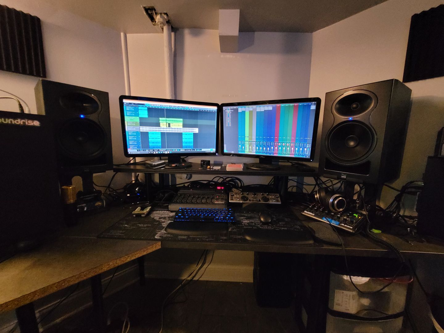 Customer photo review of SOUNDRISE PRO Studio Monitor Stands 9" | Made in USA | Pair