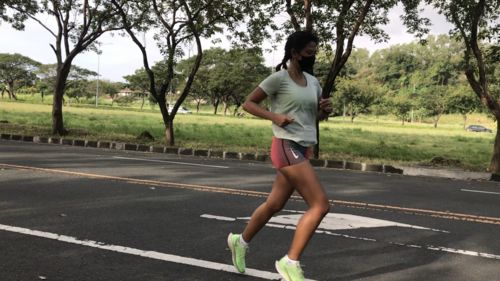 Customer photo review of Nike Women's AeroSwift Tight Running Shorts