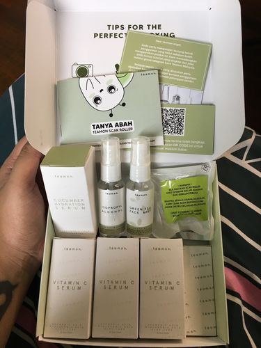 Customer photo review of Happiness box - Scar + Treatment set