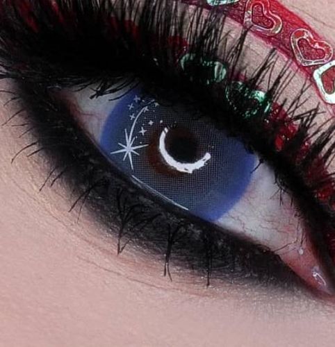 Customer photo review of TTDeye Falling Star Blue Colored Contact Lenses