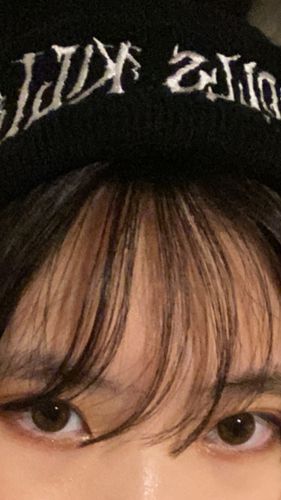 Customer photo review of Blurred Kristin - brown