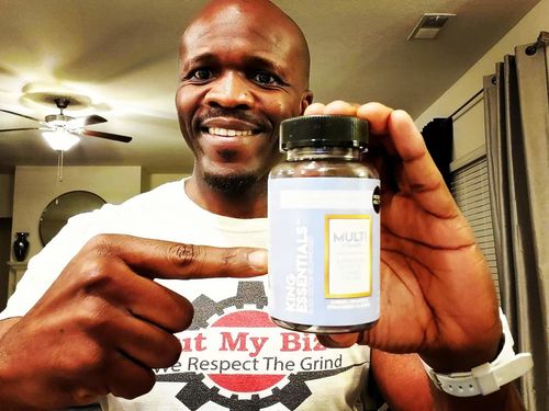 Customer photo review of KING ESSENTIALS /  Men's Multi-Vitamin  20.04% Off Auto Renew  (additional discounts don't apply because product is already discounted) (Ships every 45 Days)