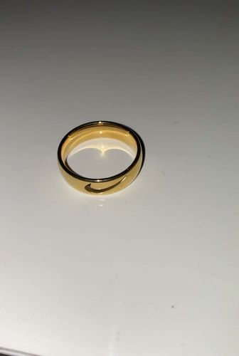 Customer photo review of Bague Swoosh Or