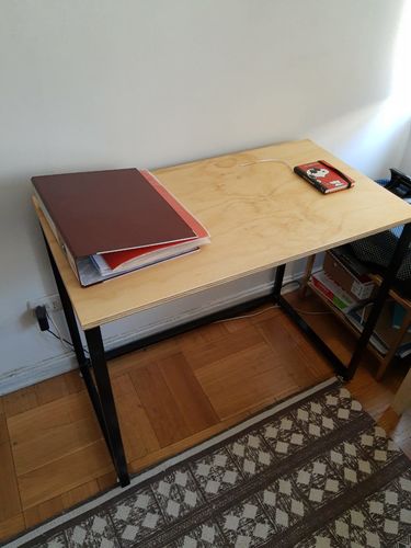 Customer photo review of Escritorio de computador MIMA 90 x 50 Negro