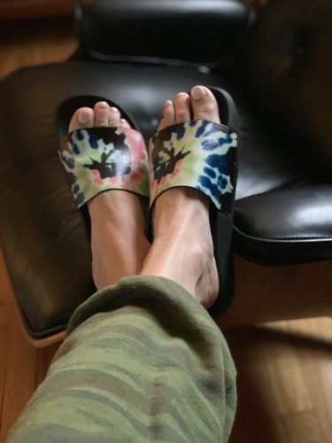 Customer photo review of Electric & Rose x BrandBlack Slides - Neon