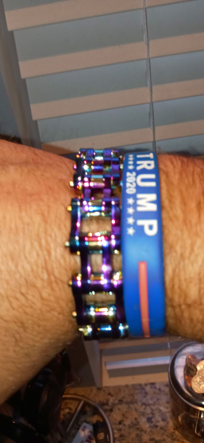 Customer photo review of Cycolinks Mens Rainbow Bracelet