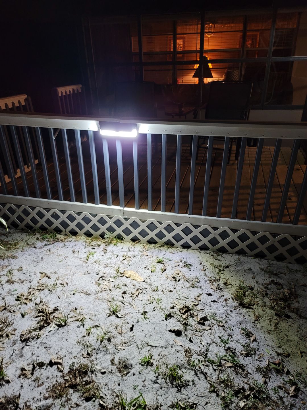 Customer photo review of 118 LED Solar Light 1000 Lumens