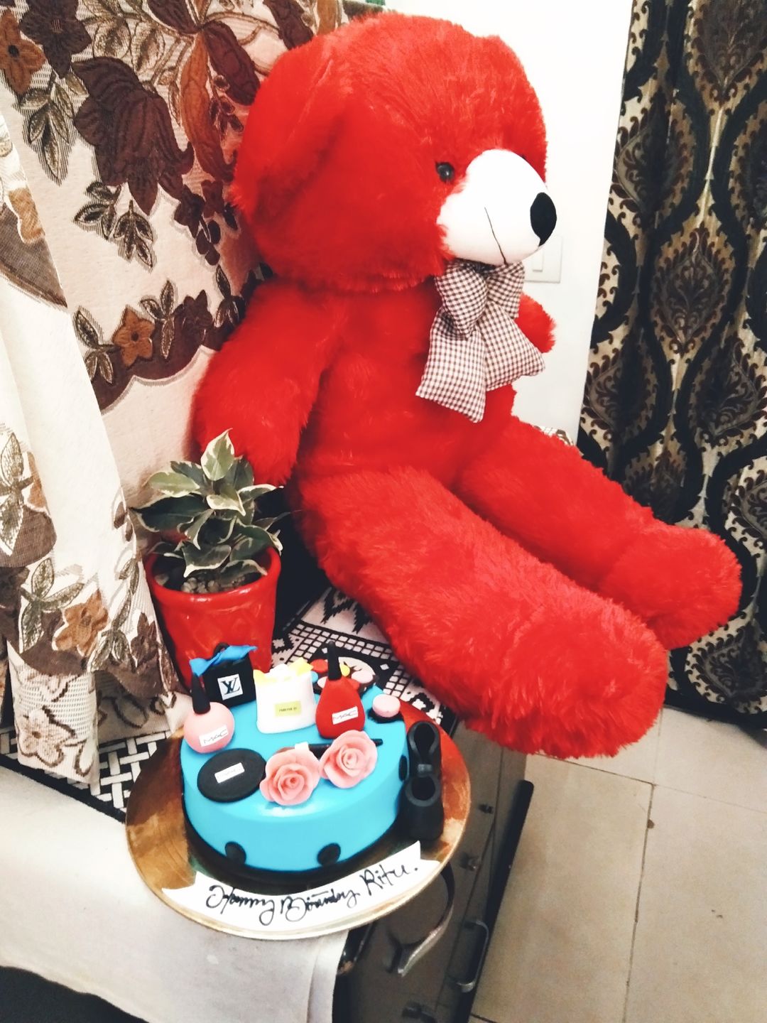 Customer photo review of Mini Fashion Cake