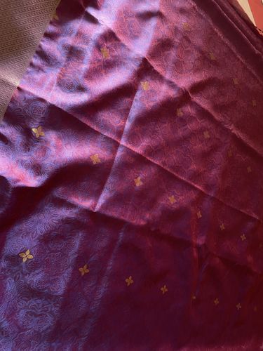 Customer photo review of Crimson Purple Tanchoi Banarasi Saree