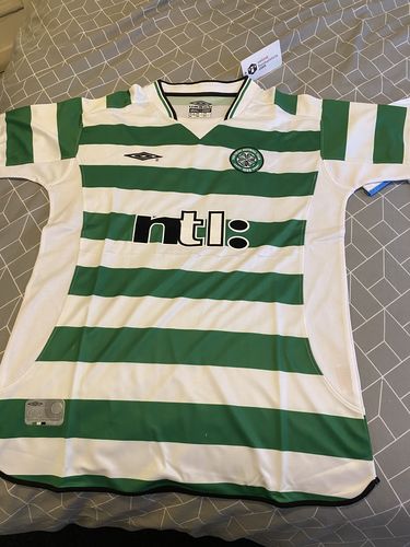Customer photo review of Glasgow Celtic - 2001/2003 Home Kit